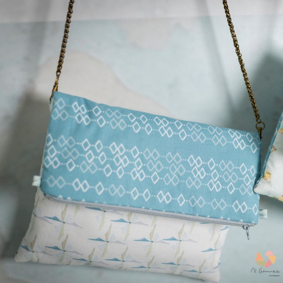 Bolso Sandrine "Orquídea Gris" - Imagen 2