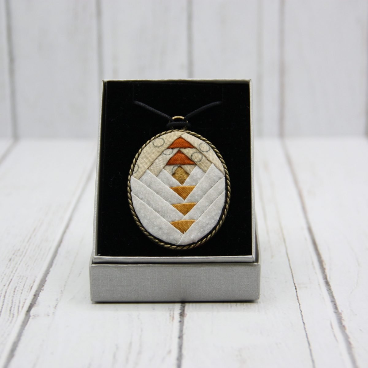 Camafeo Oval Beige-Blanco - Imagen 3