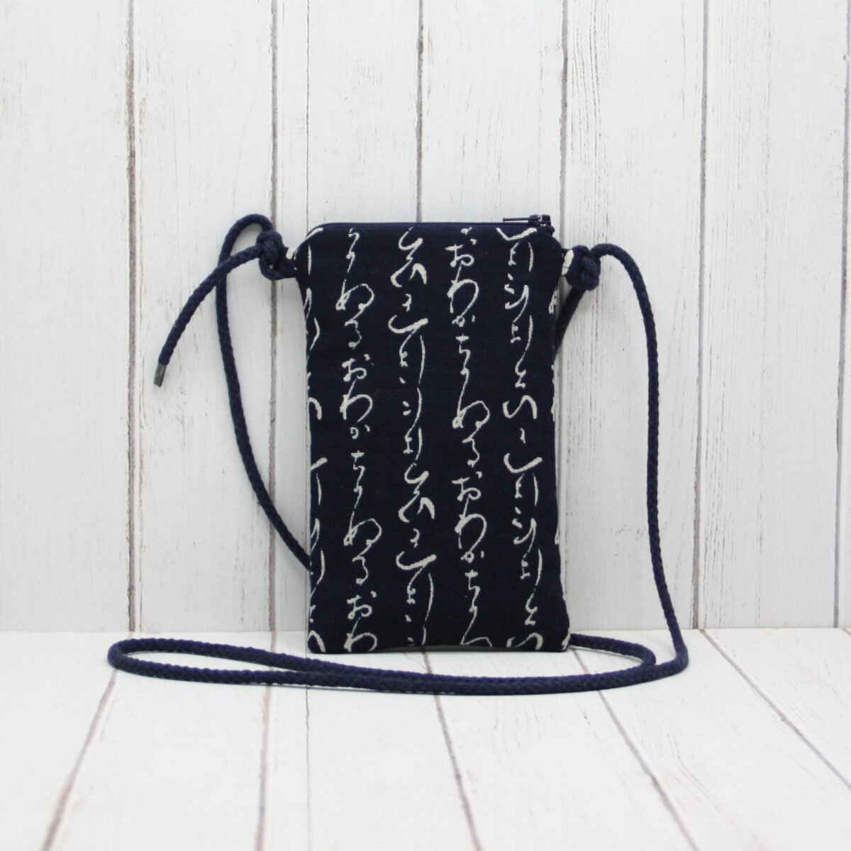 Bolso Petisac "Índigo Letras" - Imagen 2