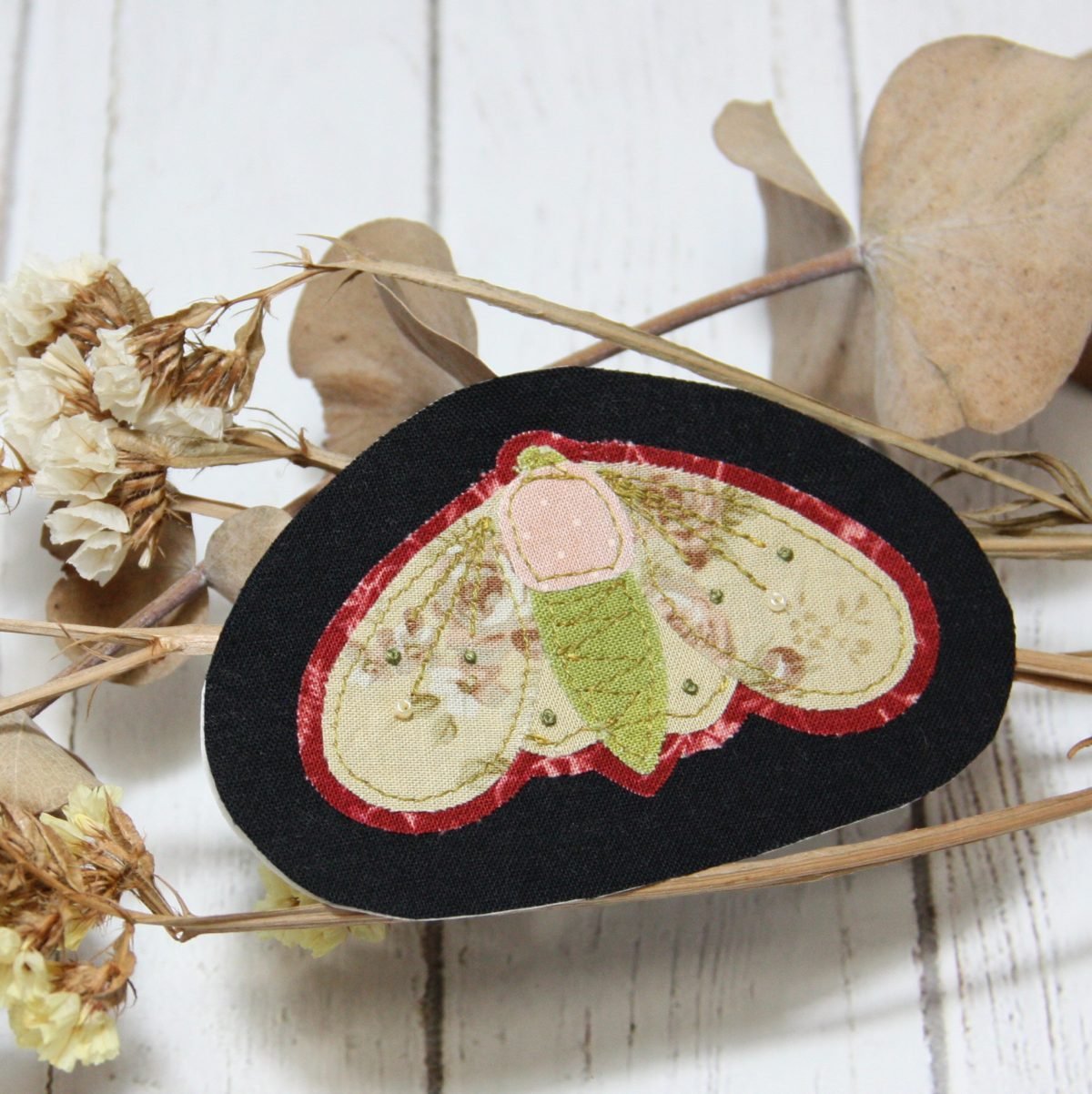 Parche de patchwork "Polilla Beige"